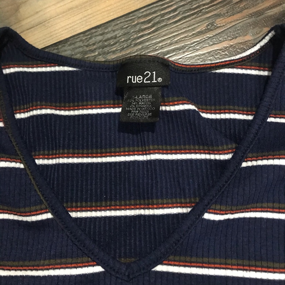 Dark-blue shirt - Picture 3 of 4